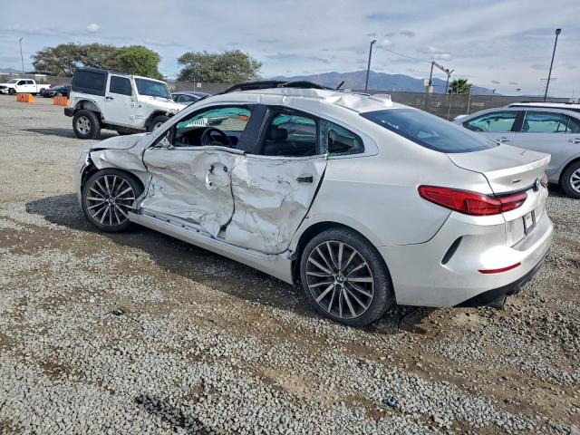 BMW 2 Series Image 2