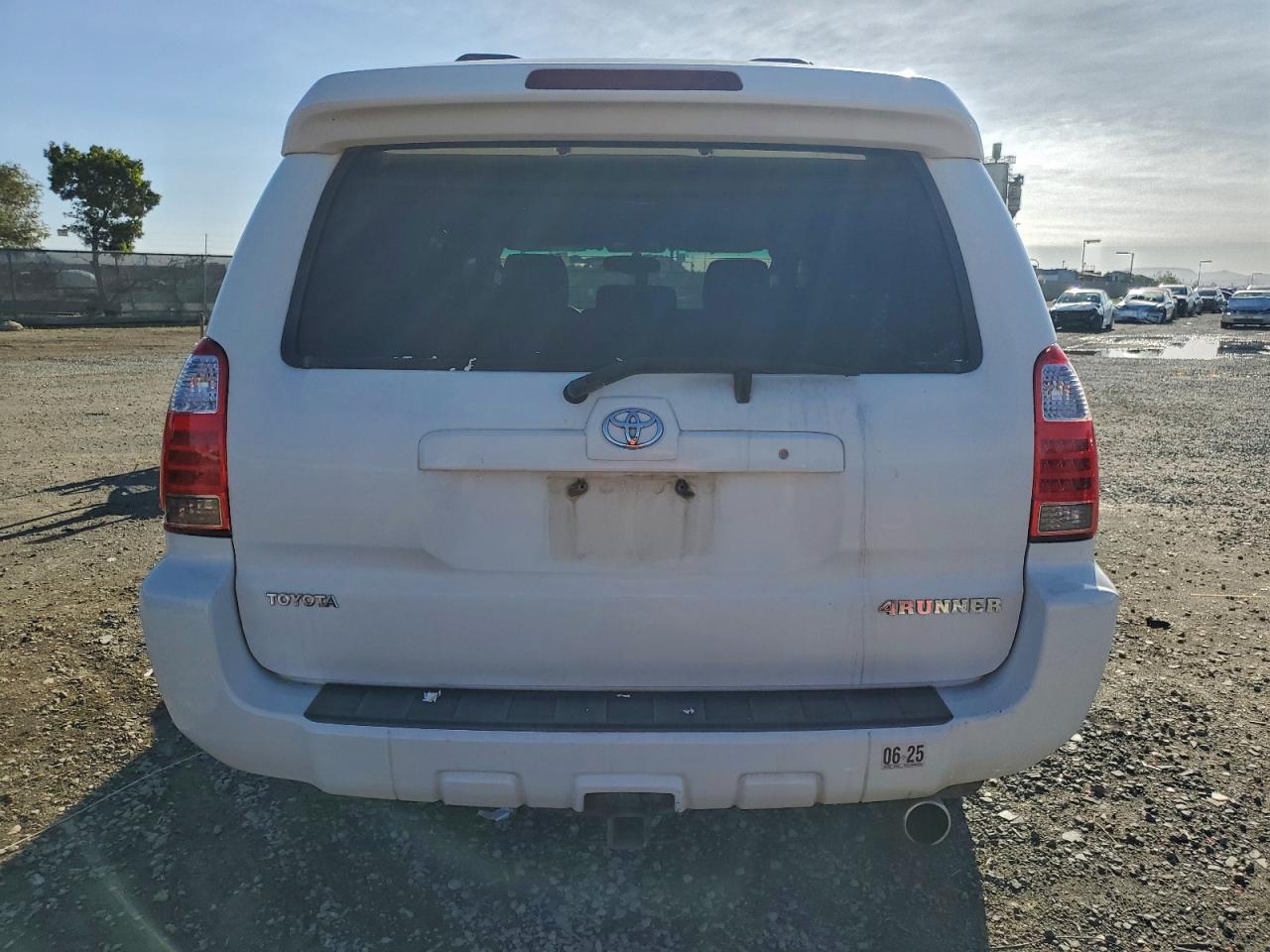 Toyota 4Runner Sr5 Image 7