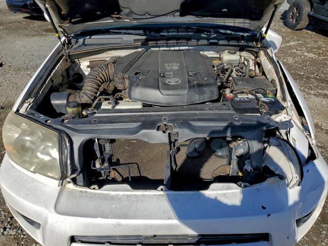 Toyota 4Runner Sr5 Image 9