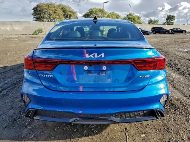 Kia Forte Gt Line Image 11