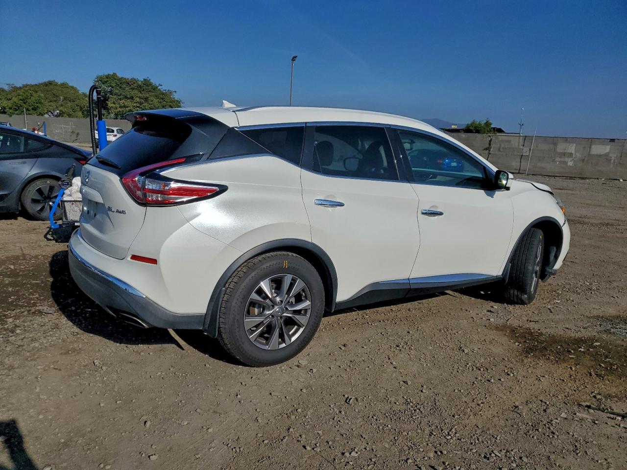 Nissan Murano S Image 6
