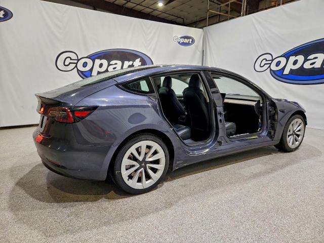 Tesla Model 3 Image 10