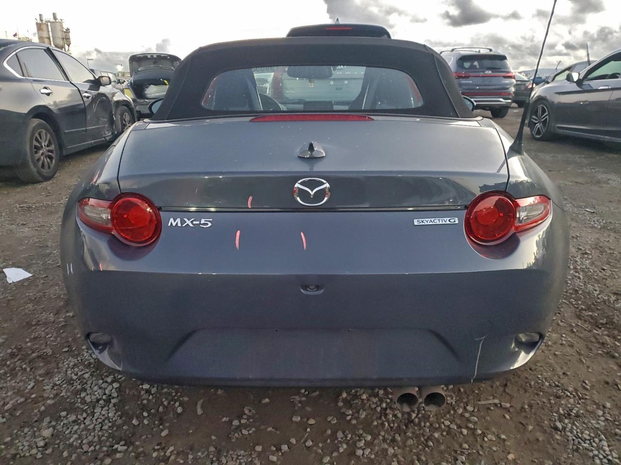 Mazda Mx5 Grand Touring Image 7