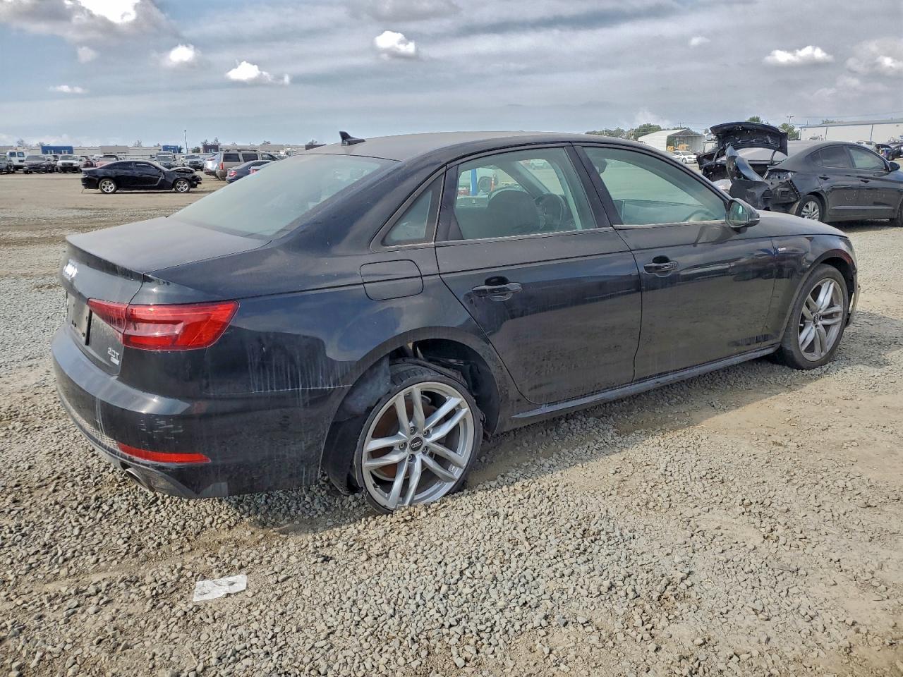 Audi A4 Ultra Premium Image 8