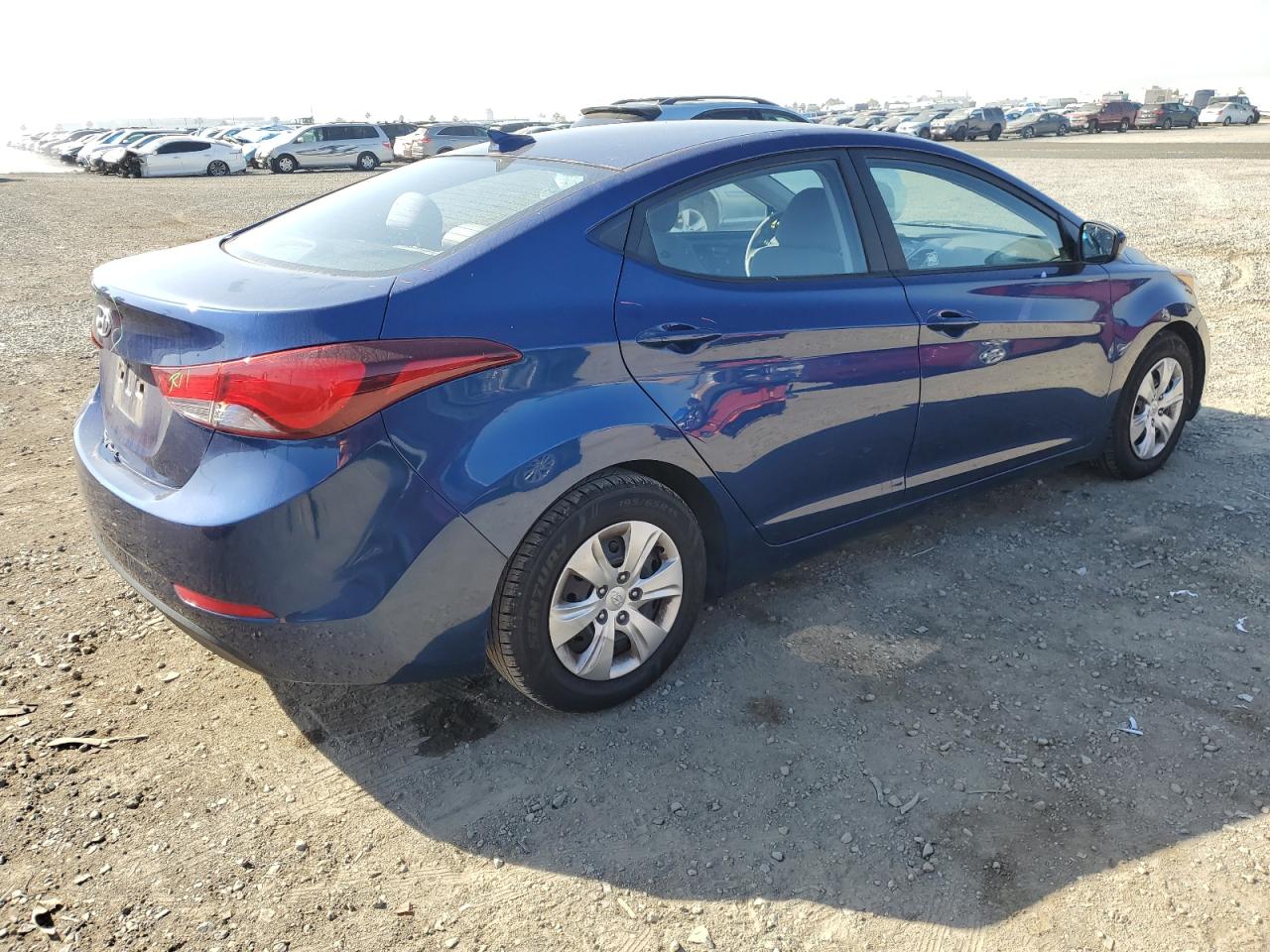 Hyundai ELANTRA Se Image 8