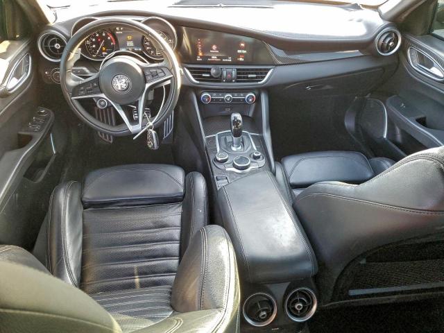 Alfa Romeo Giulia Ti Image 10