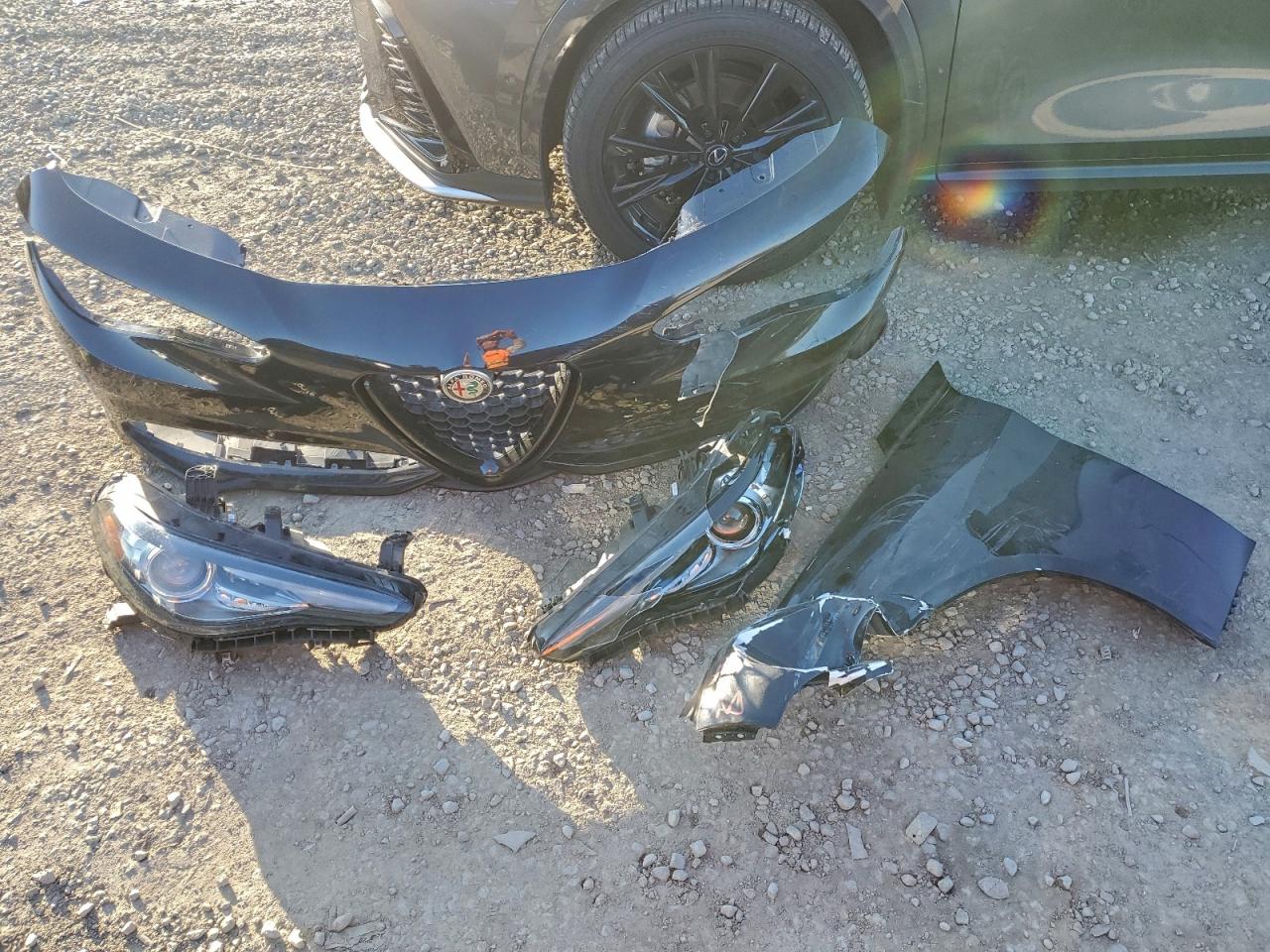 Alfa Romeo Giulia Ti Image 13