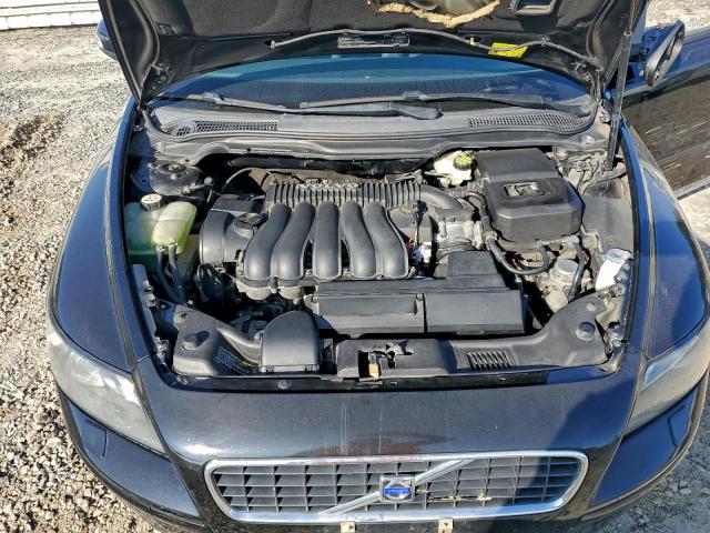 Volvo S40 2.4i Image 8