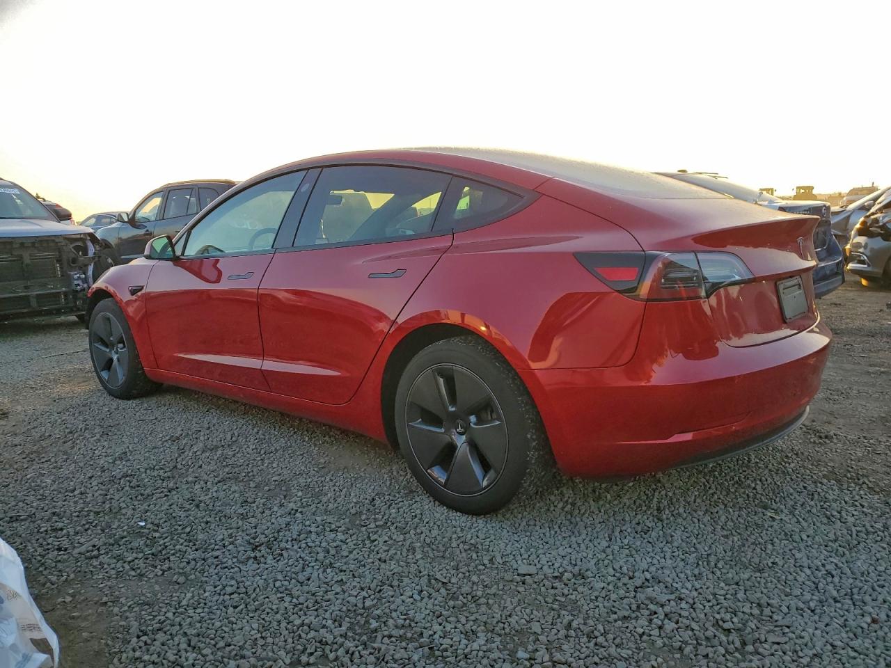 Tesla Model 3 Image 7