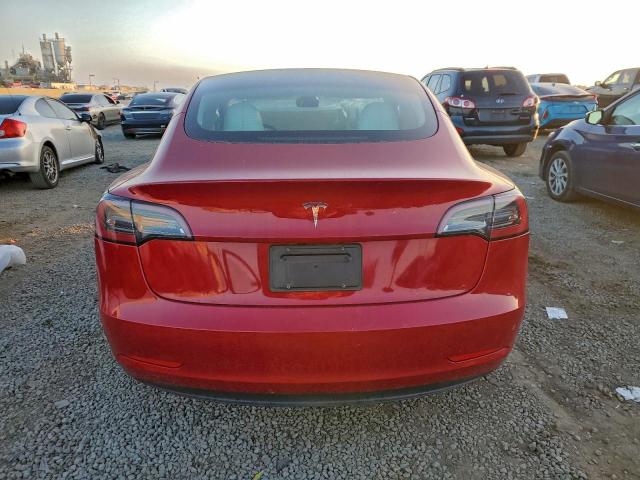 Tesla Model 3 Image 12