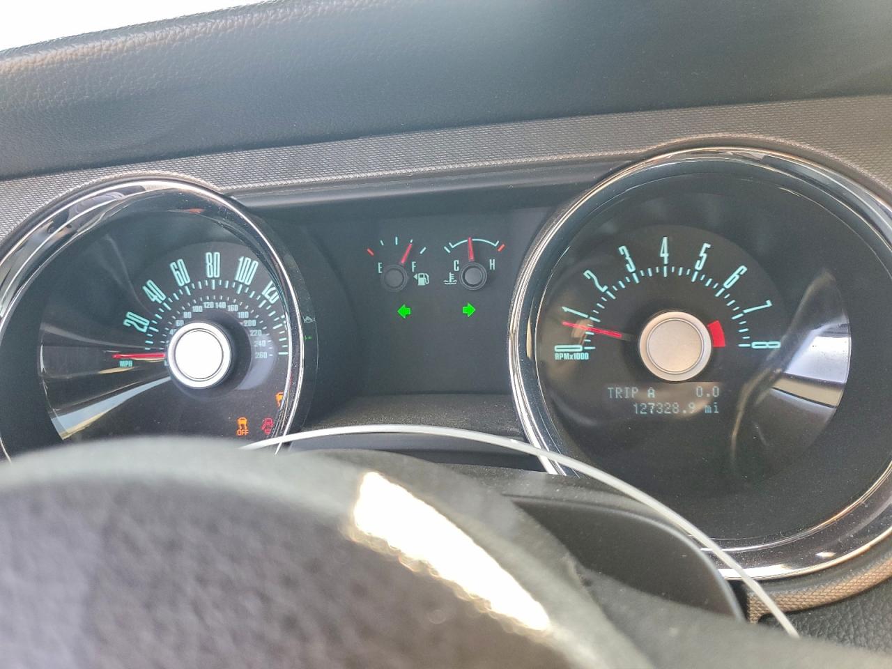 Ford Mustang Image 7