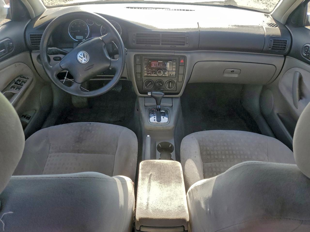 Volkswagen Passat Gls Image 12