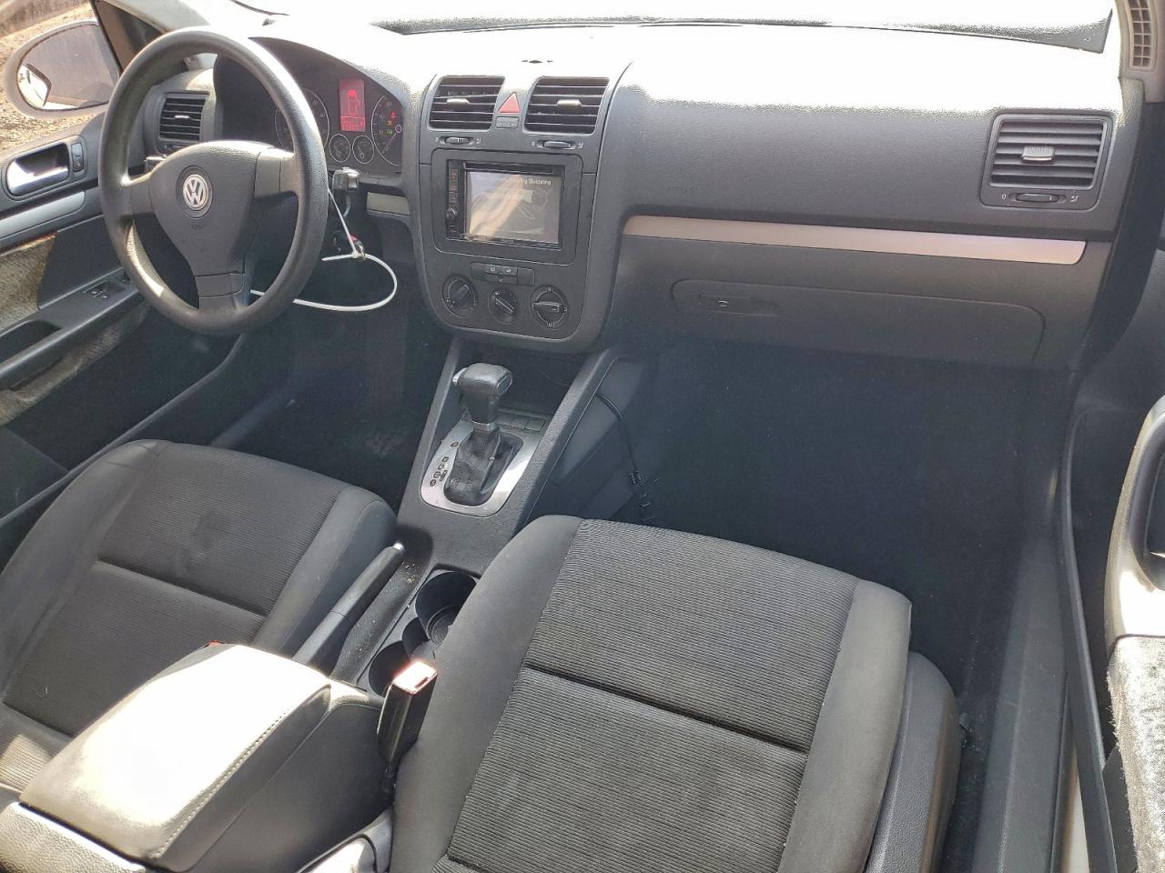 Volkswagen Rabbit Image 6