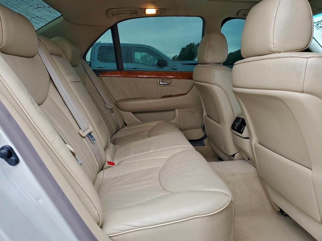 Lexus LS 430 Image 4