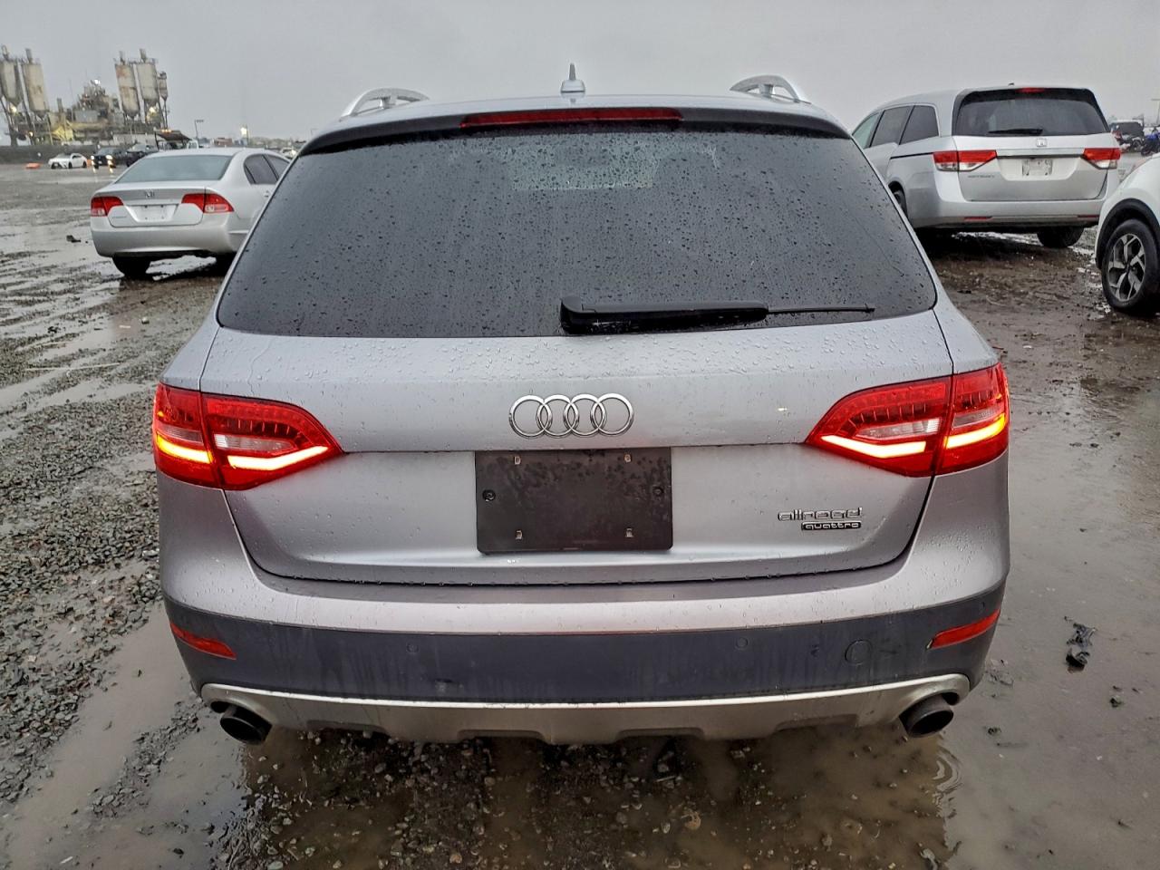 Audi A4 Premium Plus Image 8