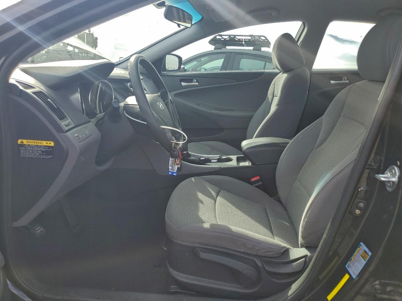 Hyundai SONATA Gls Image 7