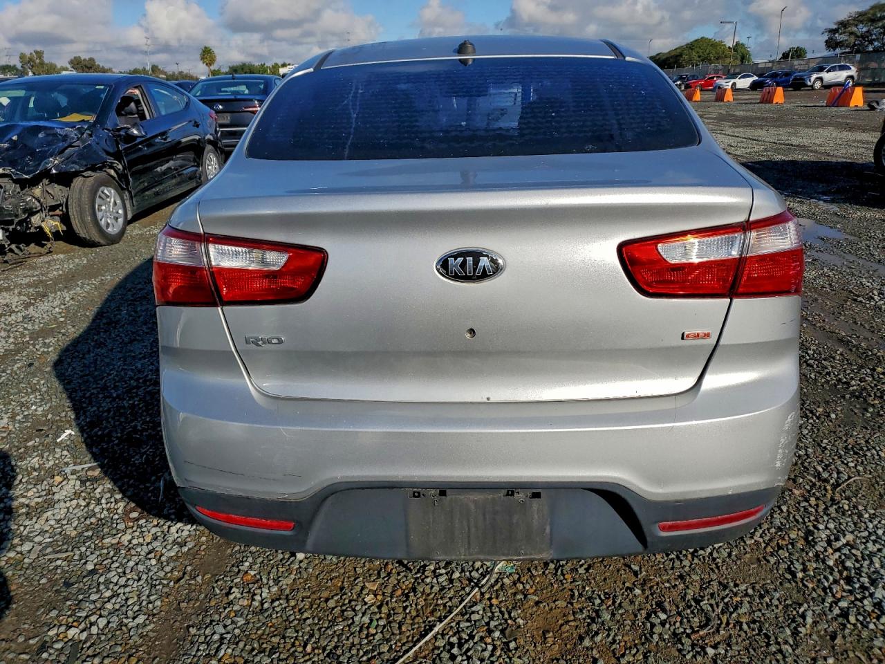 Kia Rio Lx Image 12