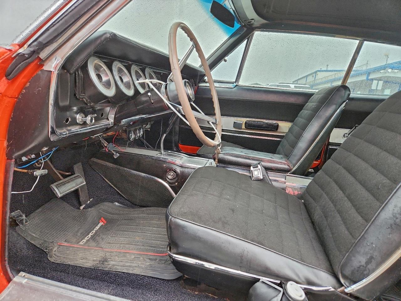 Dodge Charger Image 10