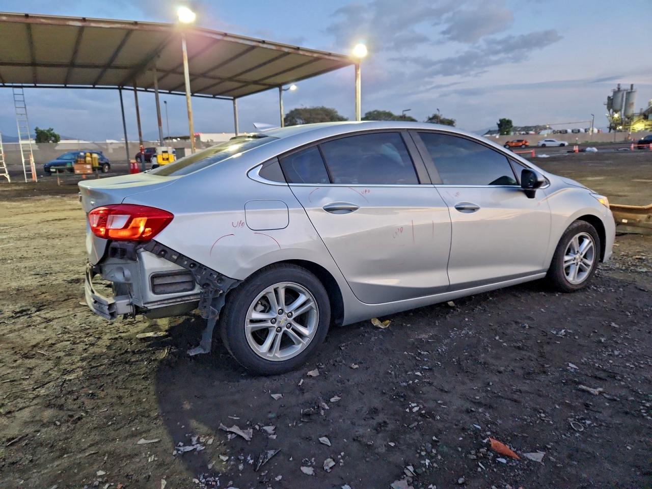 Chevrolet Cruze Lt Image 6