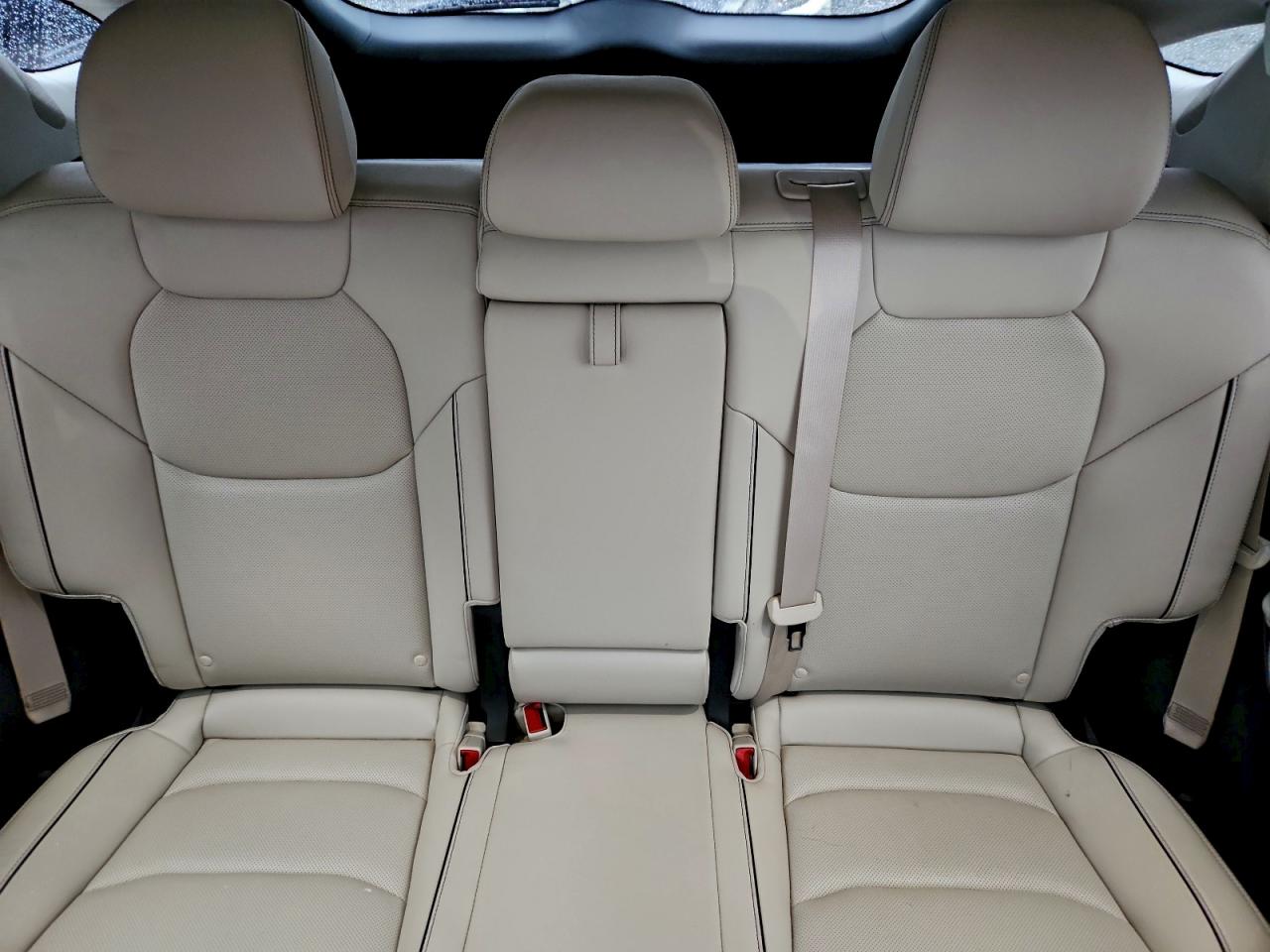 Genesis Gv70 Base Base Image 13