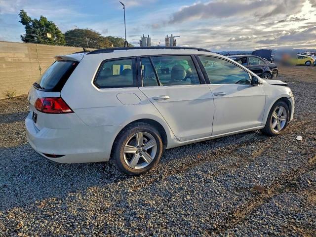 Volkswagen Golf Tdi S Image 3