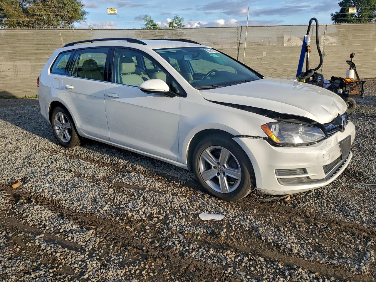 Volkswagen Golf Tdi S Image 6