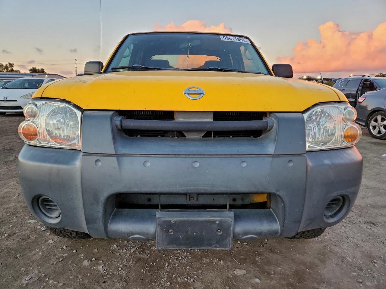 Nissan Frontier Crew Cab Xe Image 12