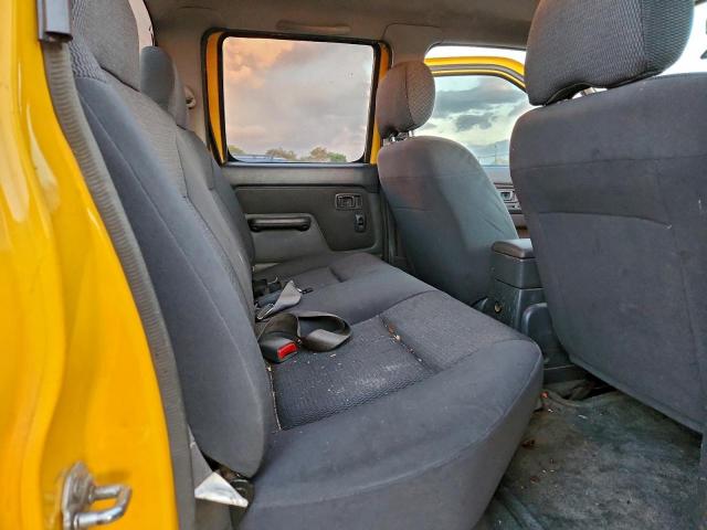 Nissan Frontier Crew Cab Xe Image 9