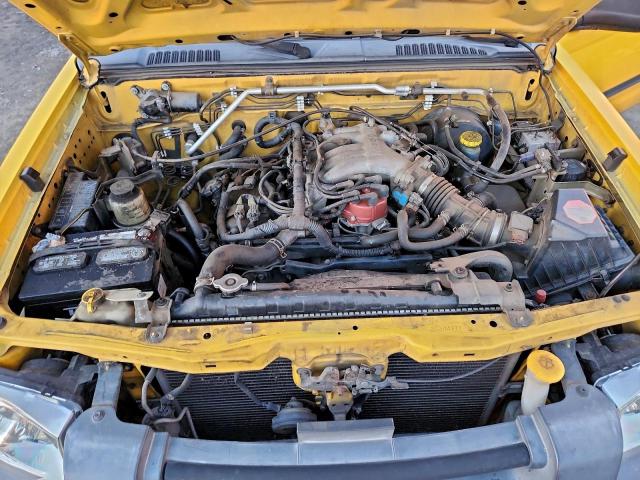 Nissan Frontier Crew Cab Xe Image 3