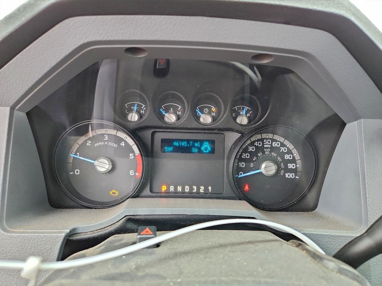 Ford F-550 Super Duty Image 7