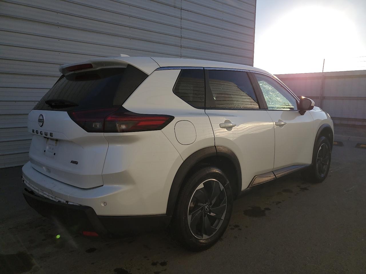 Nissan Rogue Sv Image 4