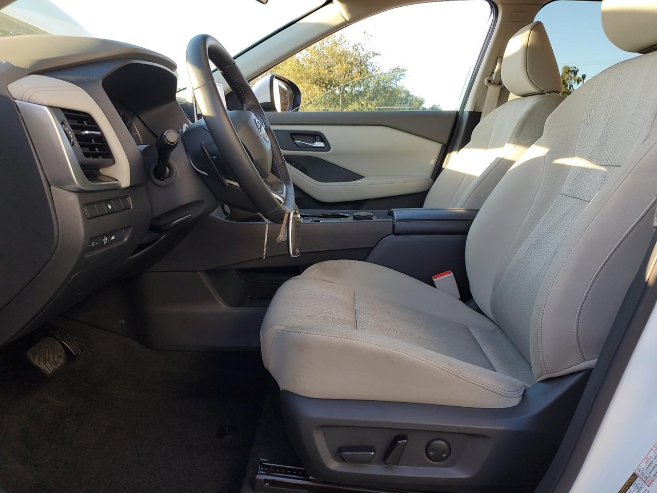 Nissan Rogue Sv Image 6