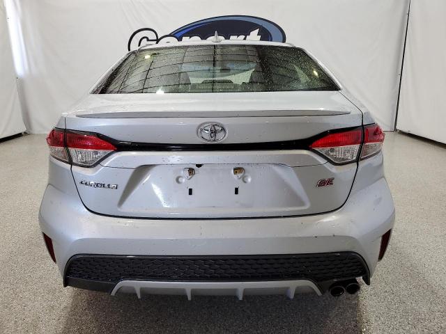 Toyota Corolla Se Image 3