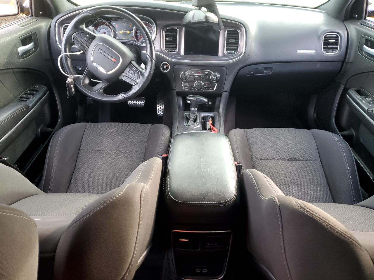 Dodge Charger R/t 392 Image 5