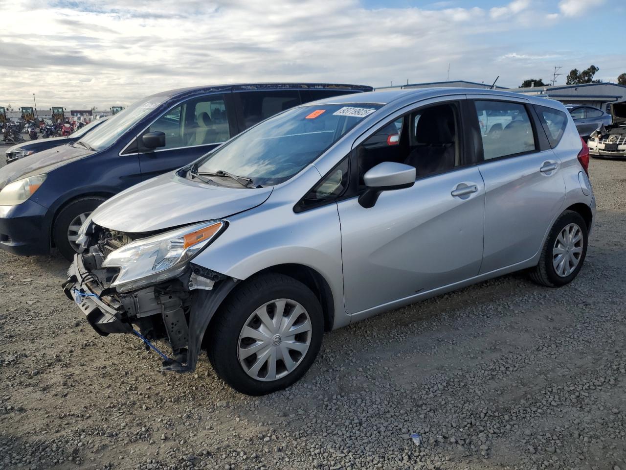 Nissan Versa S Image 1