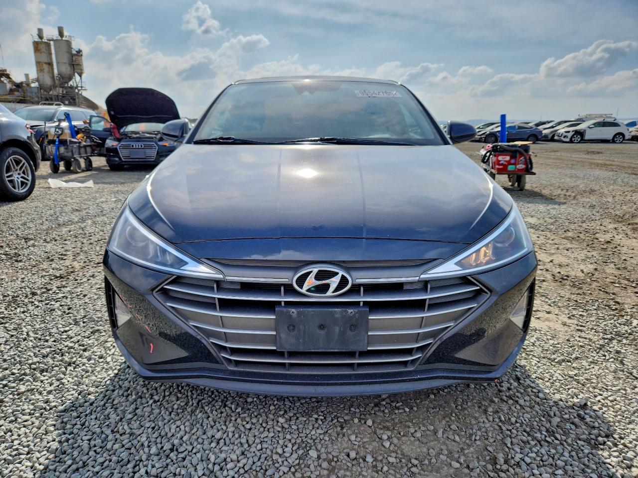 Hyundai ELANTRA Sel Image 5