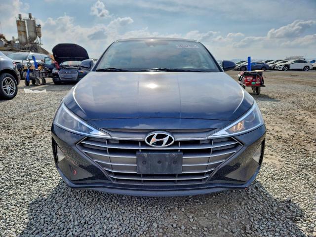 Hyundai ELANTRA Sel Image 5