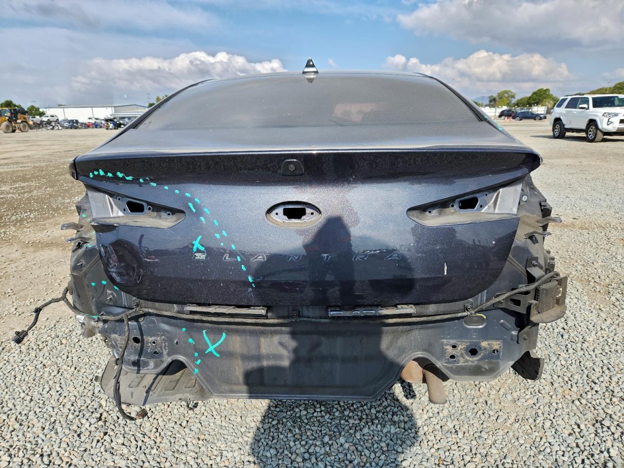 Hyundai ELANTRA Sel Image 8