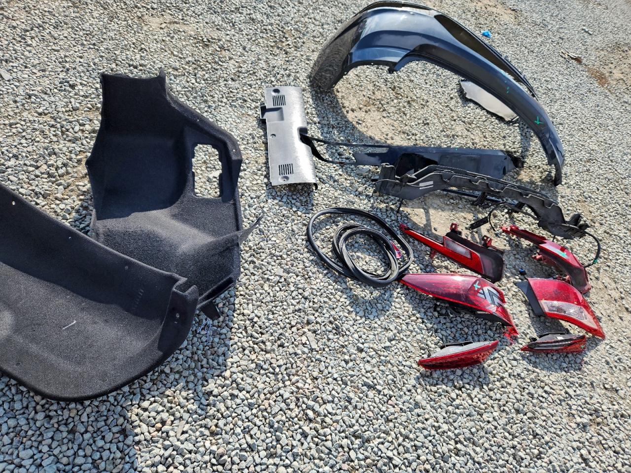 Hyundai ELANTRA Sel Image 10