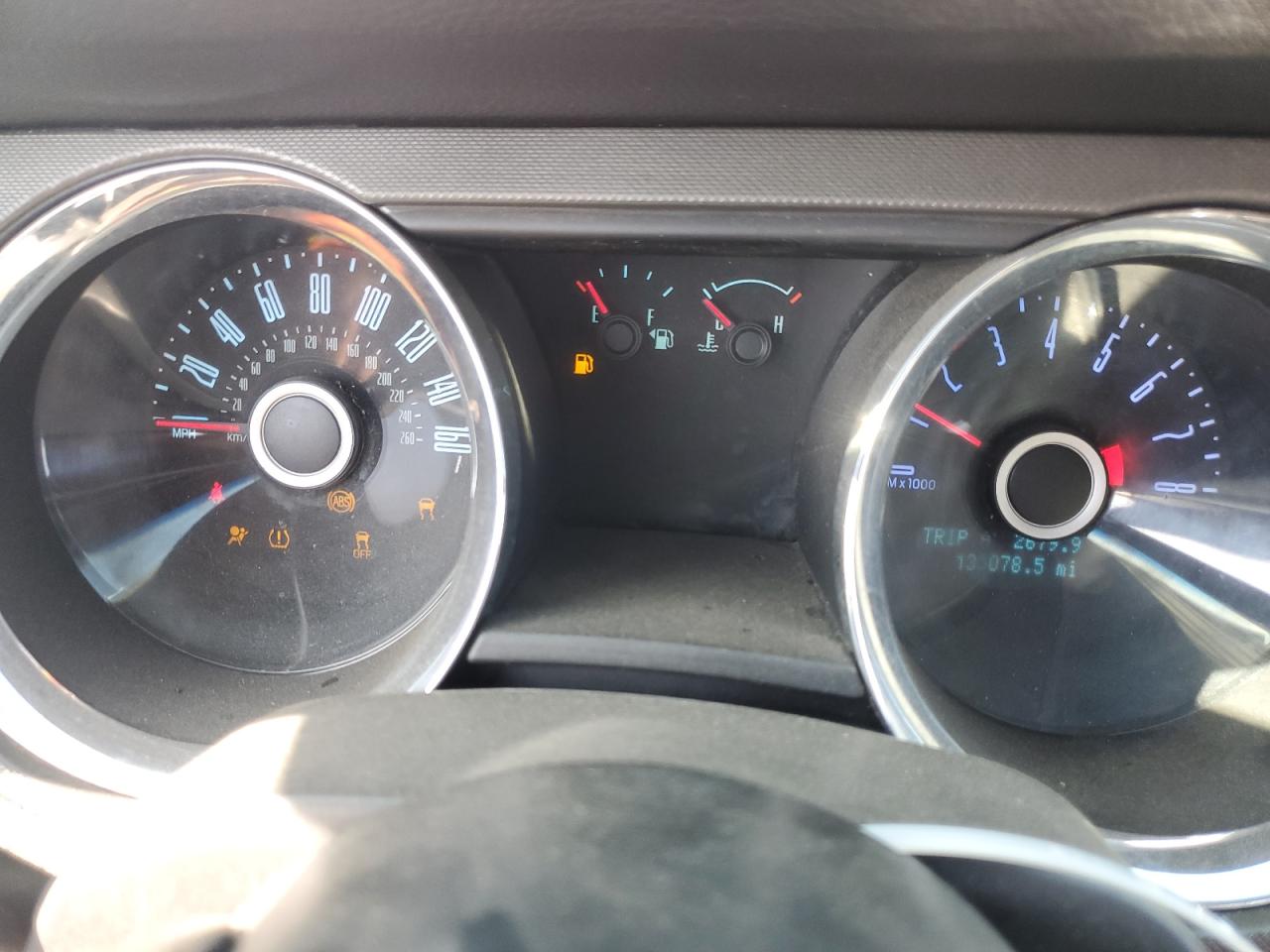 Ford Mustang Image 12