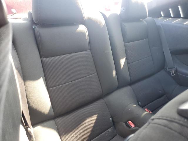 Ford Mustang Image 8