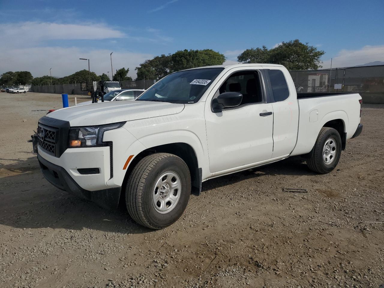 Nissan Frontier S Image 1