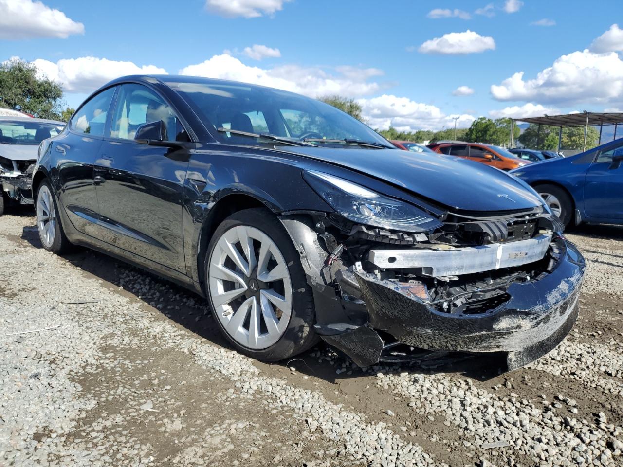 Tesla Model 3 Image 6