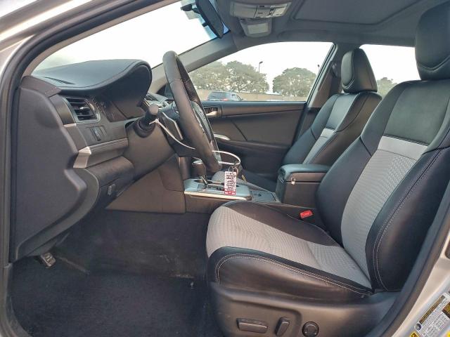 Toyota Camry L Image 4