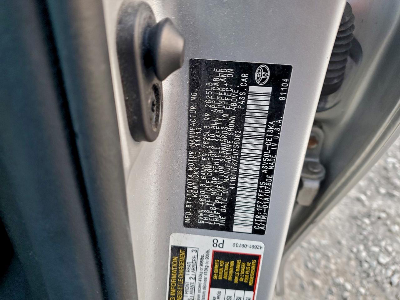 Toyota Camry L Image 10