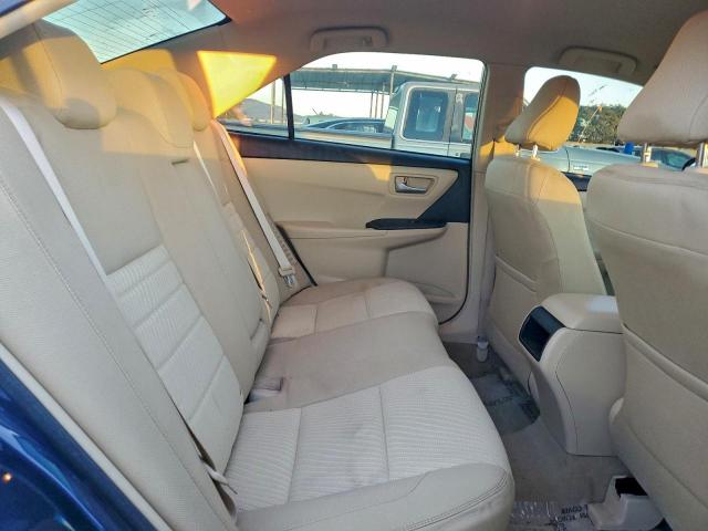 Toyota Camry Hybrid Image 4