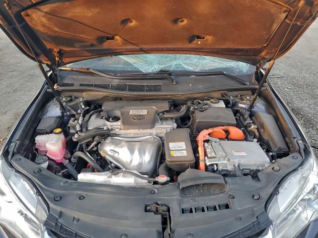 Toyota Camry Hybrid Image 7