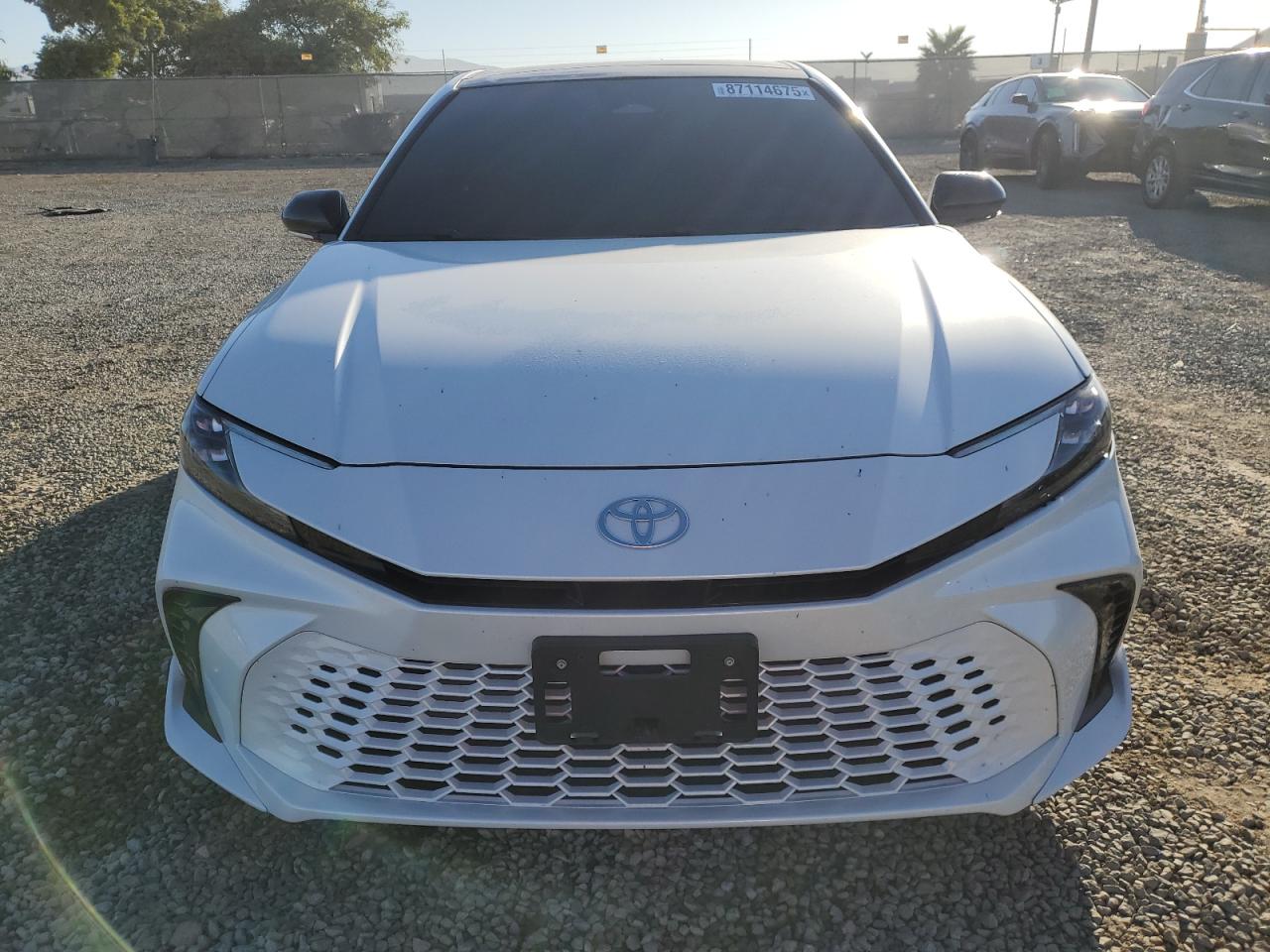 Toyota Camry Xse Image 4