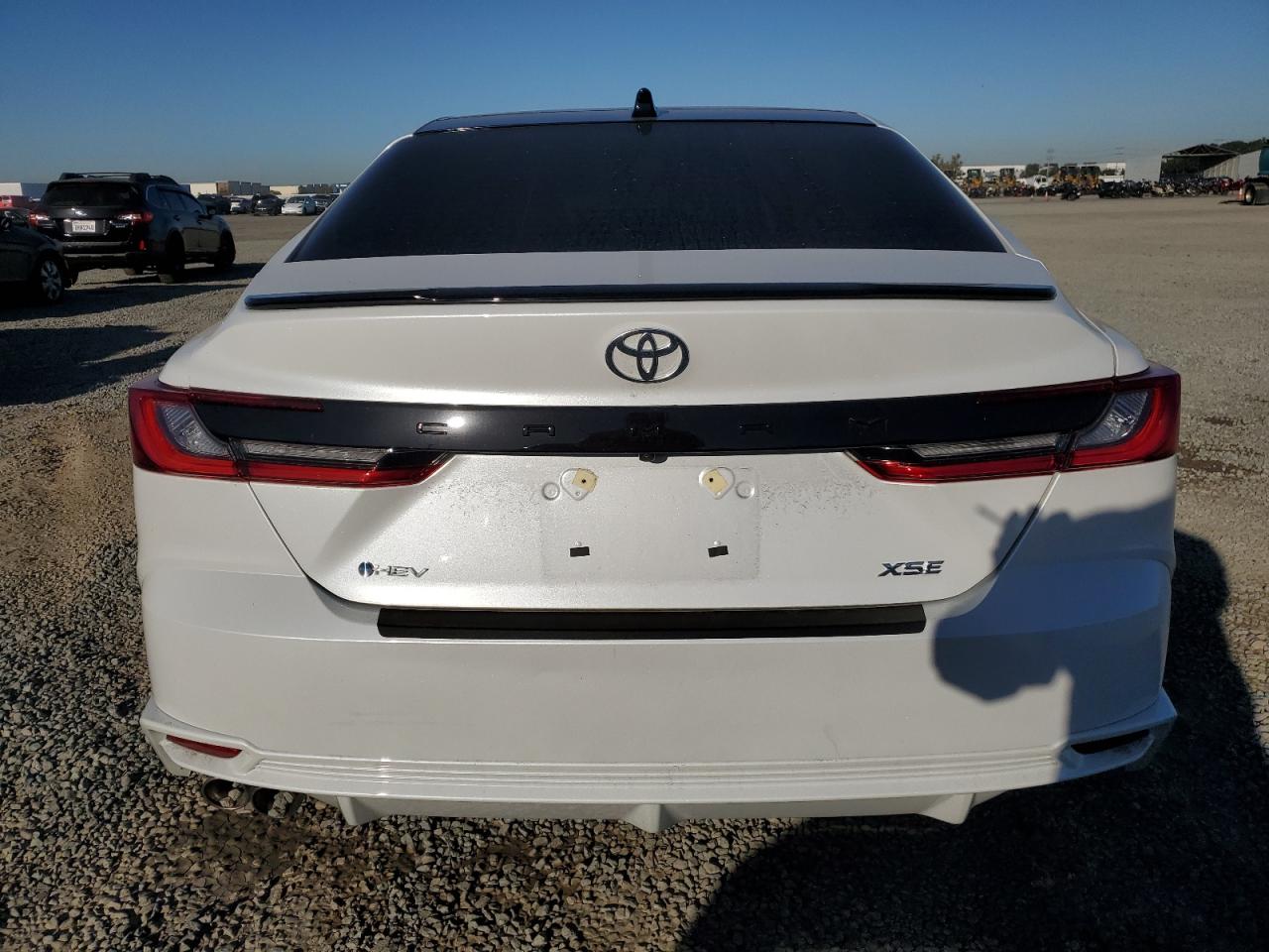 Toyota Camry Xse Image 12
