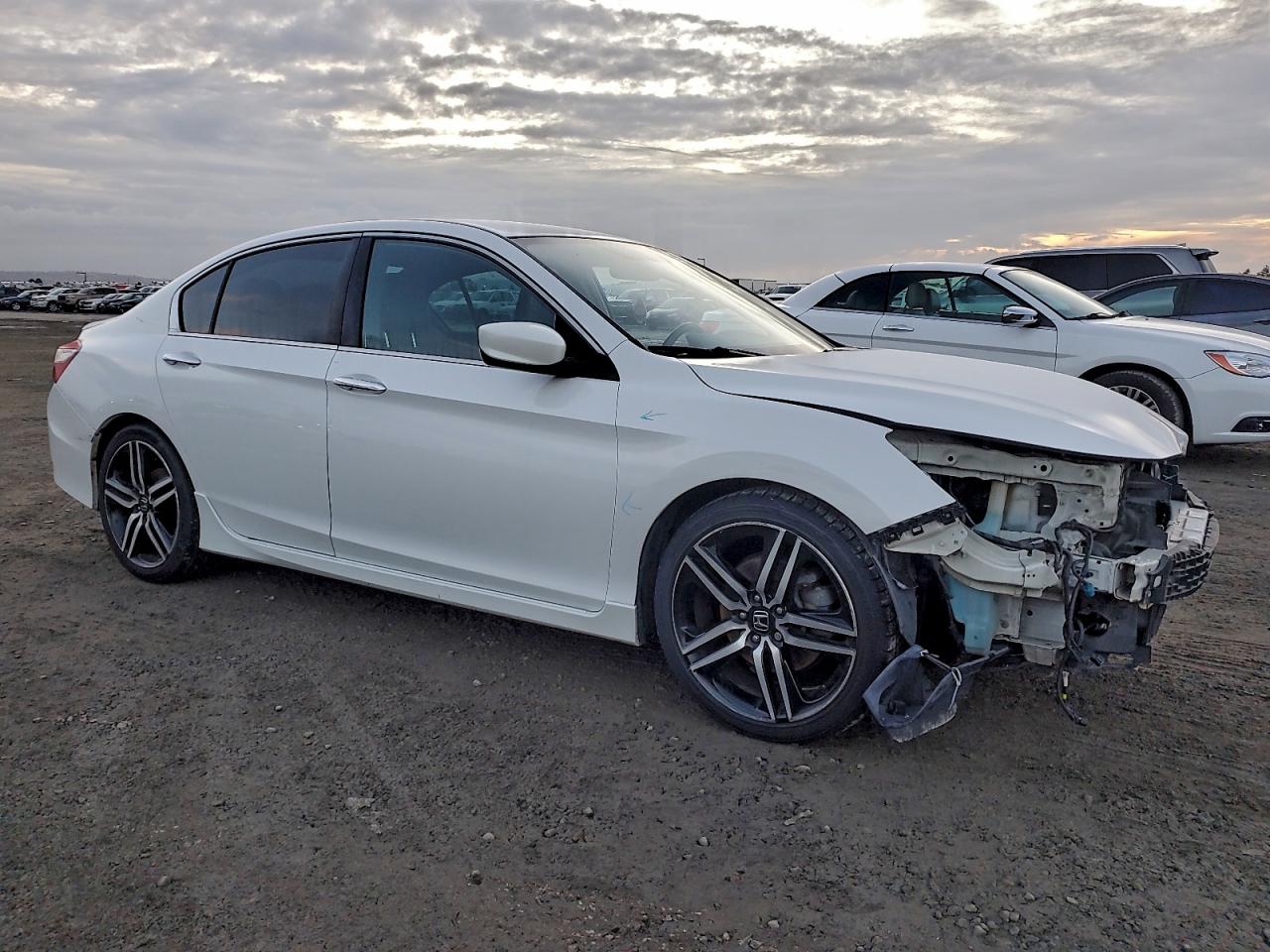 Honda Accord Sport Image 4